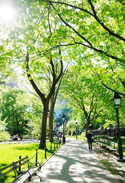 ただいま〜 今日は落ち着いてるけどお風呂入ってすっきり🛁！ 🚶