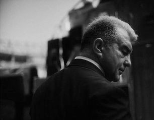 كما قال لابورتا 

" هناك هوس اسمه برشلونة يعاني منه ريال مدريد "