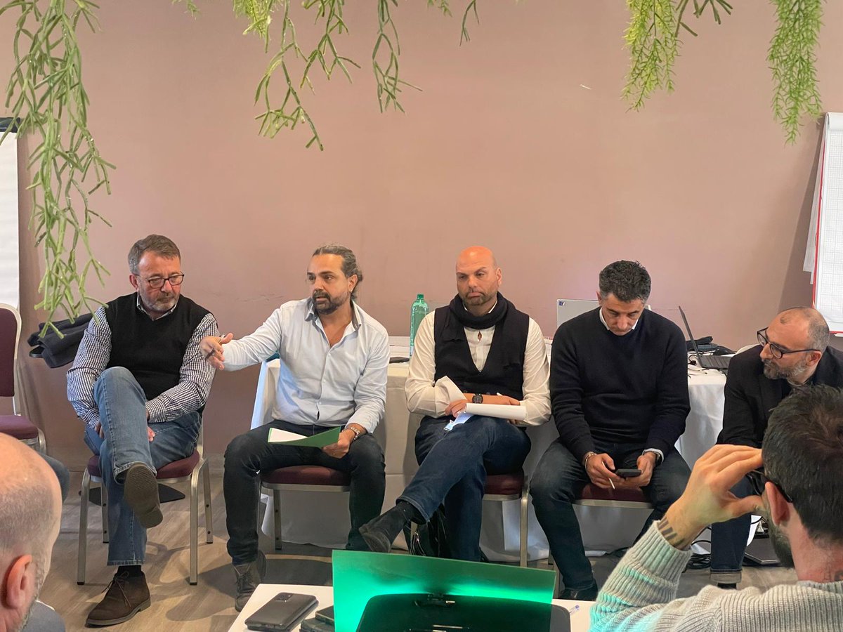 Claudio Sottile (resp. Dipartimento Int.le Filca Naz.) ha chiuso a Monterotondo il II modulo Corso Nuovi Dirigenti Filca. Tra i temi trattati durante la settimana:  macroeconomia, fenomeni migratori, tutela dei lavoratori stranieri, welfare,  azione sindacale a internazionale.