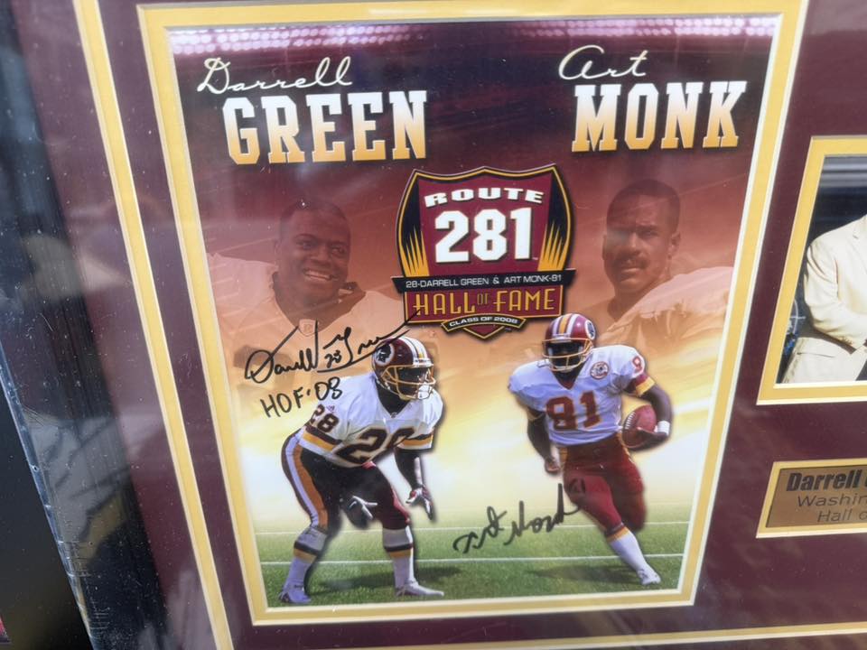 markselectronic's tweet image. One of a kind Hall of Fame autographed framed piece by Art Monk and Darrell Green! $1200 takes it home! still in the plastic!!!!