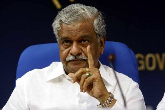 ManishPDA's tweet image. कानपुर नगर

शहर अध्यक्ष से लेकर प्रदेश अध्यक्ष तक, मेयर से लेकर कानपुर के 3 बार सांसद रहे और कांग्रेस सरकार में दो बार केंद्रीय मंत्री रहे श्रीप्रकाश जायसवाल जी का निधन बहुत दुखद है...

2009 में कानपुर की दीवारों पर एक नाम हर तरफ दिखता था,स्लोगन होता था...&quot; आपका श्रीप्रकाश…