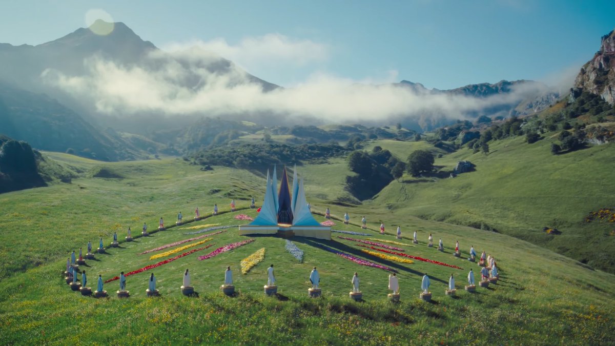 FilmUpdates's tweet image. ‘The Hunger Games: Sunrise On The Reaping’ has now OFFICIALLY wrapped production.

In theaters November 20, 2026.