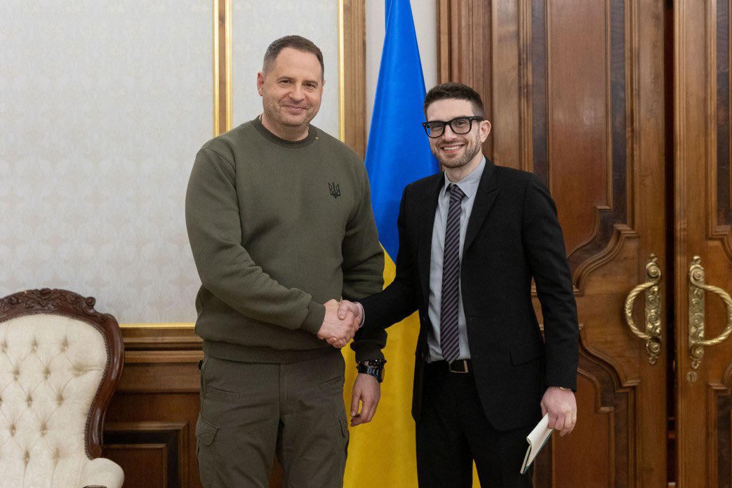 zerohedge's tweet image. Soros and the 2nd most corrupt man in Ukraine