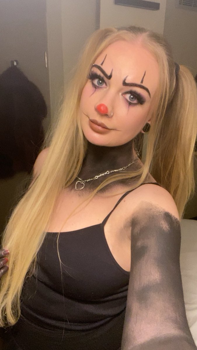 Goddess Isla 🖤✨ tweet media