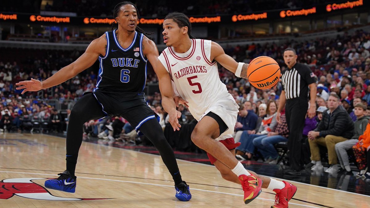 teeslocalblogs's tweet image. Cameron Boozer came up clutch tonight! 🔥 Duke powered past Arkansas in the CBS Sports Thanksgiving Classic

#TeeslocalStore #Teeslocal #TeeslocalStyle #TeeslocalBrand #TeeslocalFit #TeeslocalFashion
Level Up Your Vibe with Exclusive Custom Tees → teeslocal.com