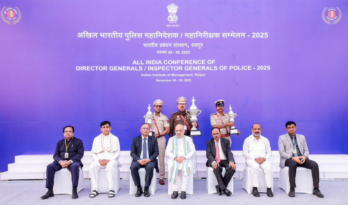 AmitShah's tweet image. Today, in the DGsP/IGsP Conference reiterated the significance of accuracy of intelligence, clarity of objectives, and synergy in action to shield the nation from new age threats. The discussions held in this Conference would help in preparing a Roadmap for Policing towards…