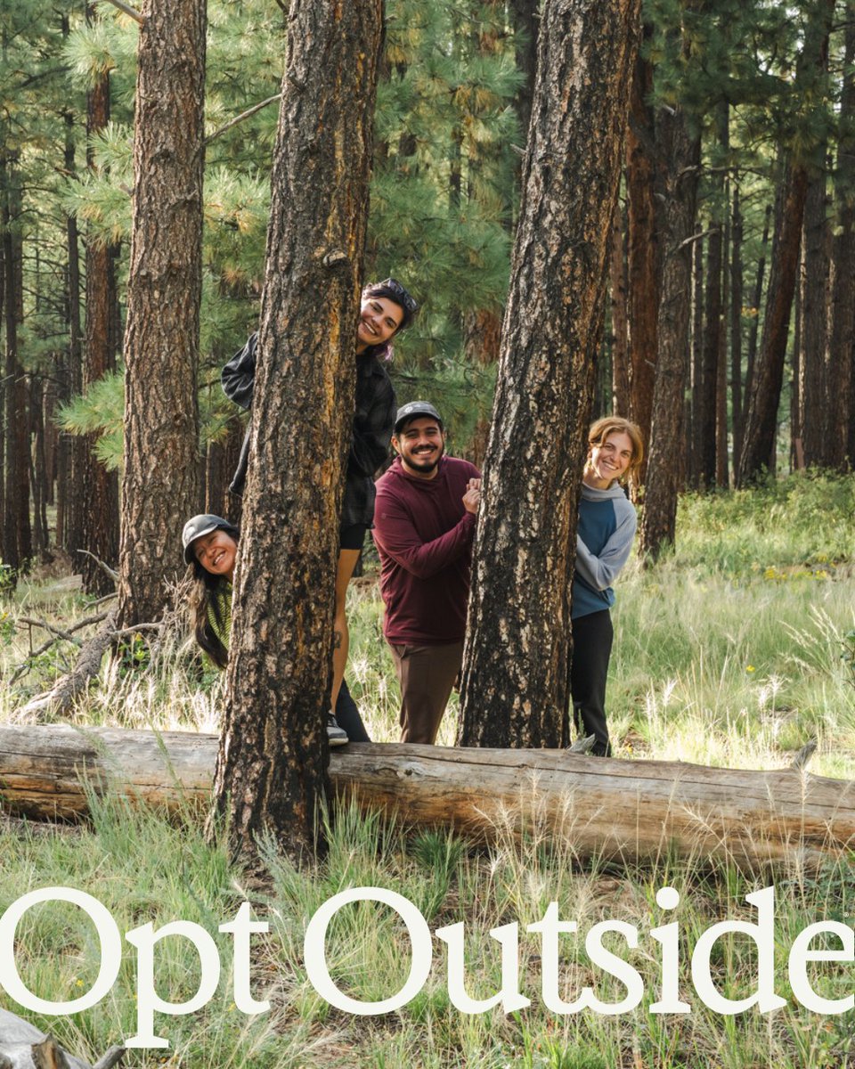 LatinoOutdoors's tweet image. Today, LO líderes and participants across the country are opting to spend time outside. We’re protecting the outdoor spaces we love and we’re working to connect our communities to the physical and mental health benefits of spending time afuera. Join us as we #OptOutside.
