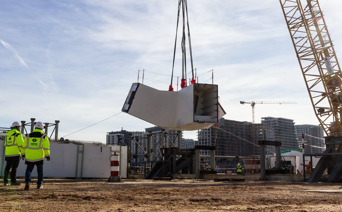 Beobuild's tweet image. Počinje montaža novog mosta na Savi; više detalja -&amp;gt; beobuild.rs/po%C4%8Dinje-m…
#Beograd