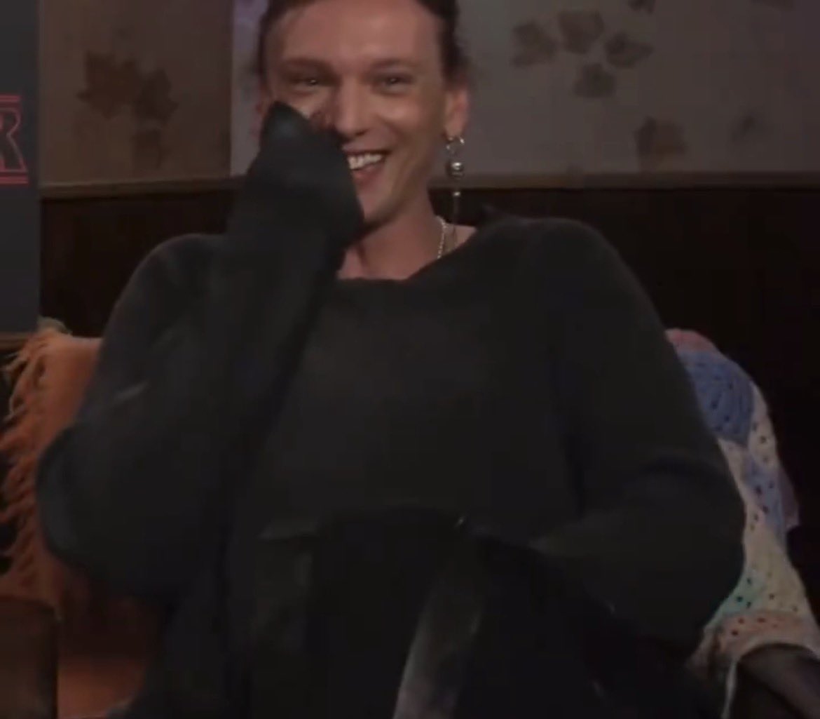 CREELSLUT's tweet image. KEEP HIM HAPPY FOREVEVEVRVRRR