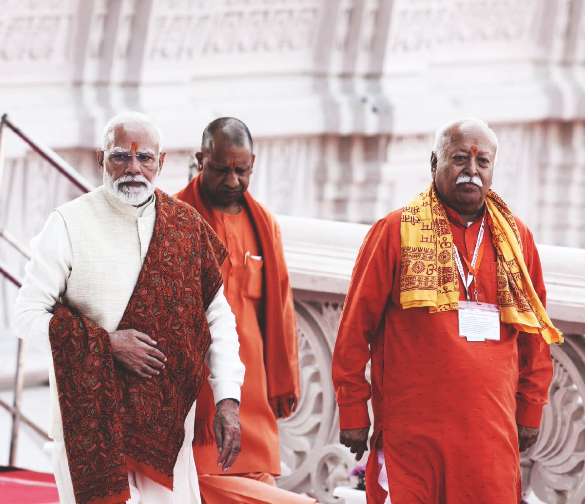 BharataHun's tweet image. 4+4= 8