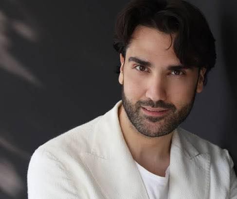 Nachtigall_Art's tweet photo. 🎶Zamilovali jste se v Praze do @TenorTetelman? Udělejte si za ním jarní výlet do Bratislavy. 🇸🇰 Jonathan vystoupí ve Slovenském národním divadle 5. dubna 2026 Více najdete zde https://t.co/3wZq2mCUuh https://t.co/iL3EjC3s67