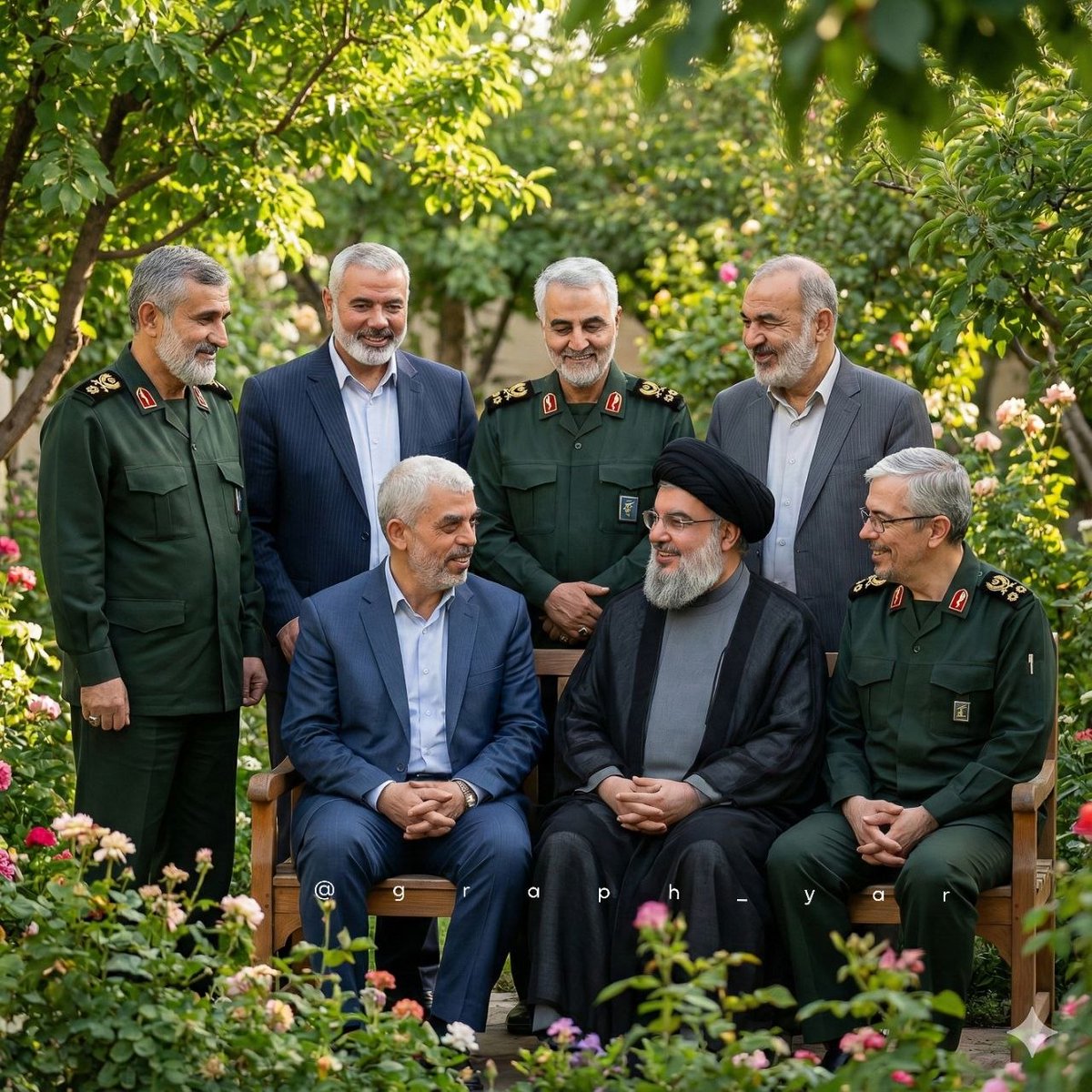 اشهد بانكم انتم الاحياء
و نحن الاموات ..