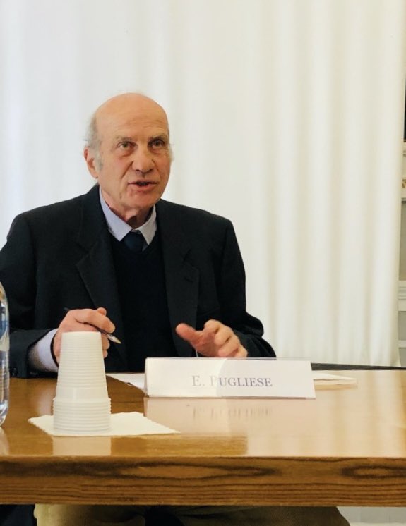 La Direzione, il Comitato editoriale e la Redazione si uniscono al cordoglio per la scomparsa di Enrico Pugliese, Professore emerito di Sociologia del lavoro alla Sapienza di Roma e componente del Consiglio scientifico della nostra rivista.