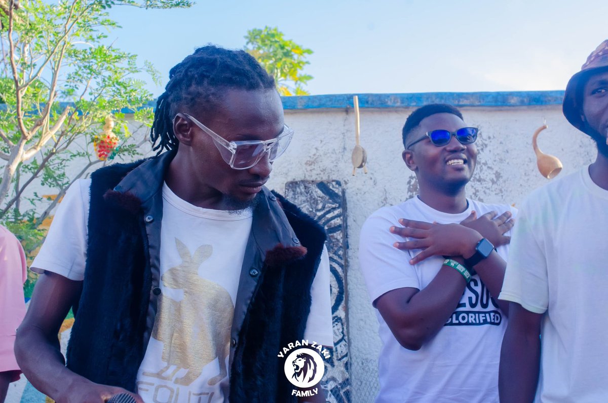 Hyella50's tweet image. Stay focus
And trust the process
Time never lie
And God created time just so you know that He alone is in control 🙏💪🎸🎹✅