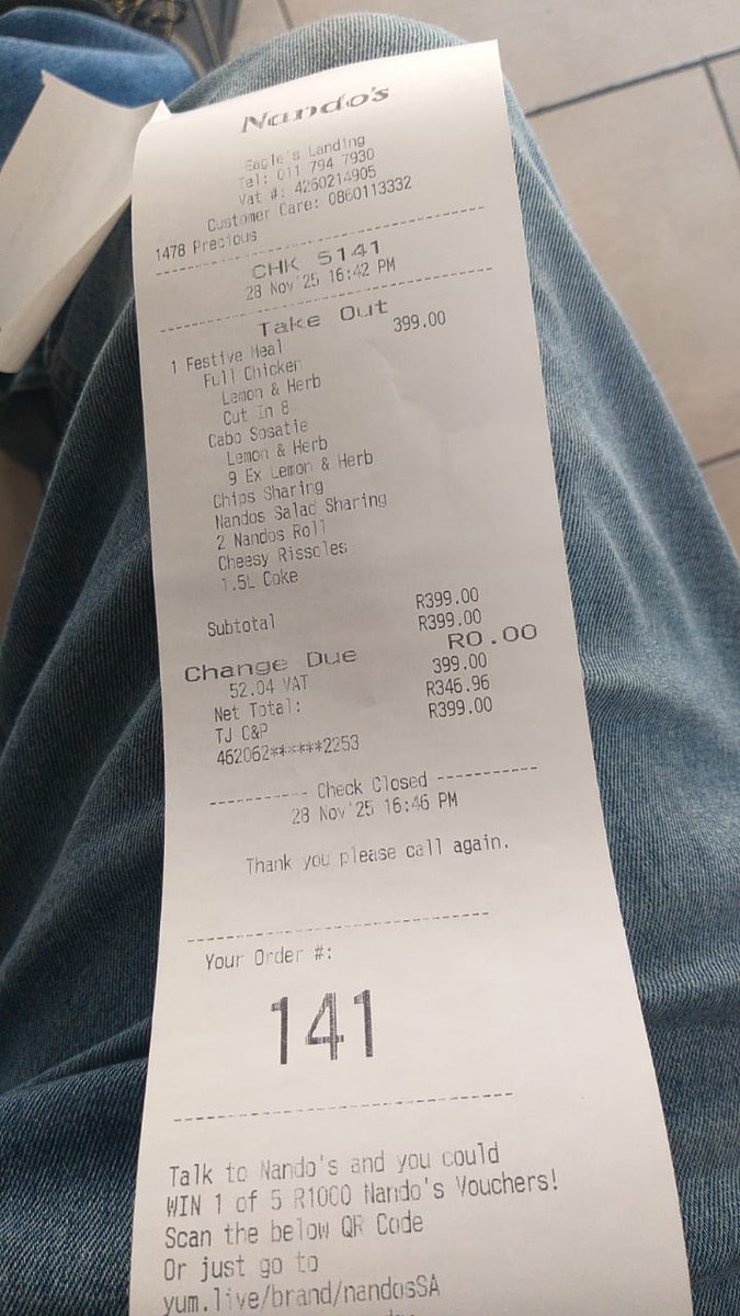 MetHarry2016's tweet image. Nando's Eagle's Landing - you are a bunch of skelms.  You have left out some of our sides on a takeaway order - AGAIN!  Nobody is answering your telephone number either.  I will NOT buy from you again🤨😡