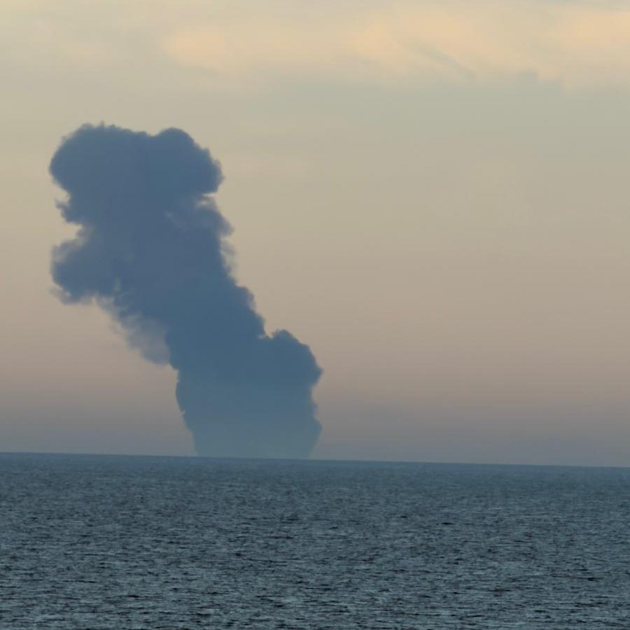 دخان بسبب الانفجار. (إكس)