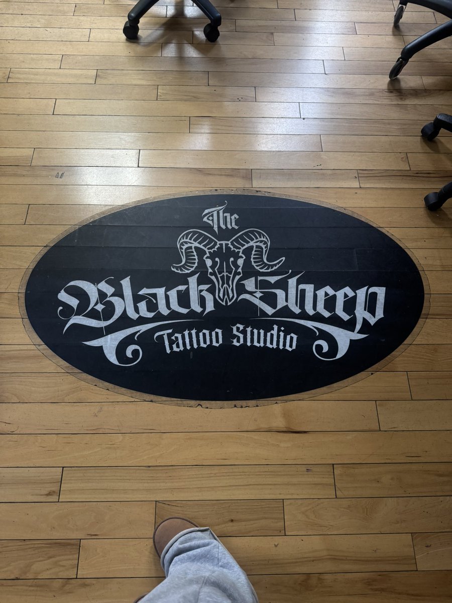 nessasleone's tweet image. tattoo #6 secured 😁😁😁😁