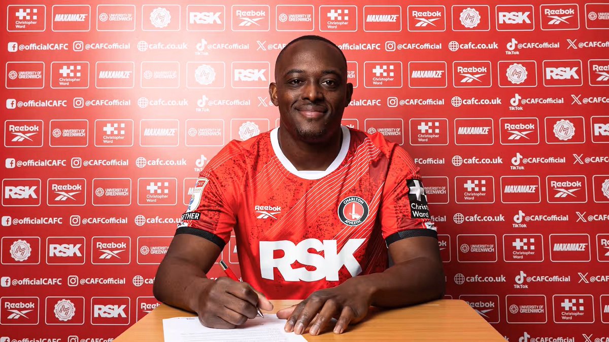 eflpublished's tweet image. 𝐎𝐟𝐟𝐢𝐜𝐢𝐚𝐥: Charlton Atheltic have confirmed the signing of former Wolfsburg and Union Berlin defender Jérome Roussillon (32) on a free transfer 📝 

Roussillon has made more than 100 Bundesliga and Ligue 1 appearances in his career 🇫🇷 

#CAFC