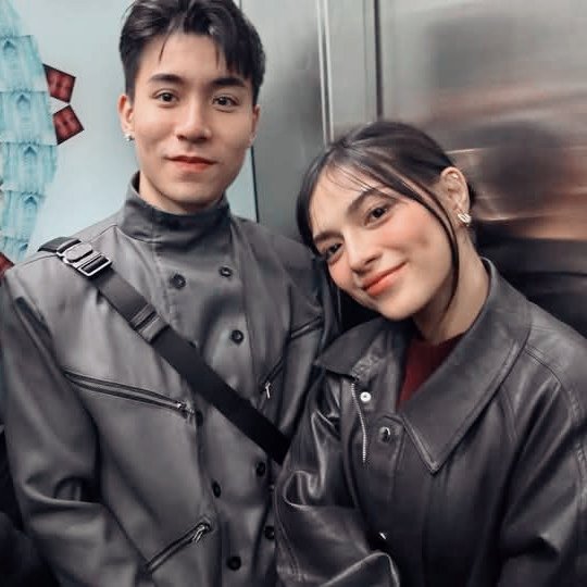 museumofloves's tweet image. “every time talaga sa akin pa rin siya [nagsasabi] ng mga sama ng loob sa buhay. every time talaga, walang palya.” i remember i once mentioned how brent has become mikaʼs “kahel sa langit” or the person she runs to when sheʼs feeling exhausted. remember when he invited her to…