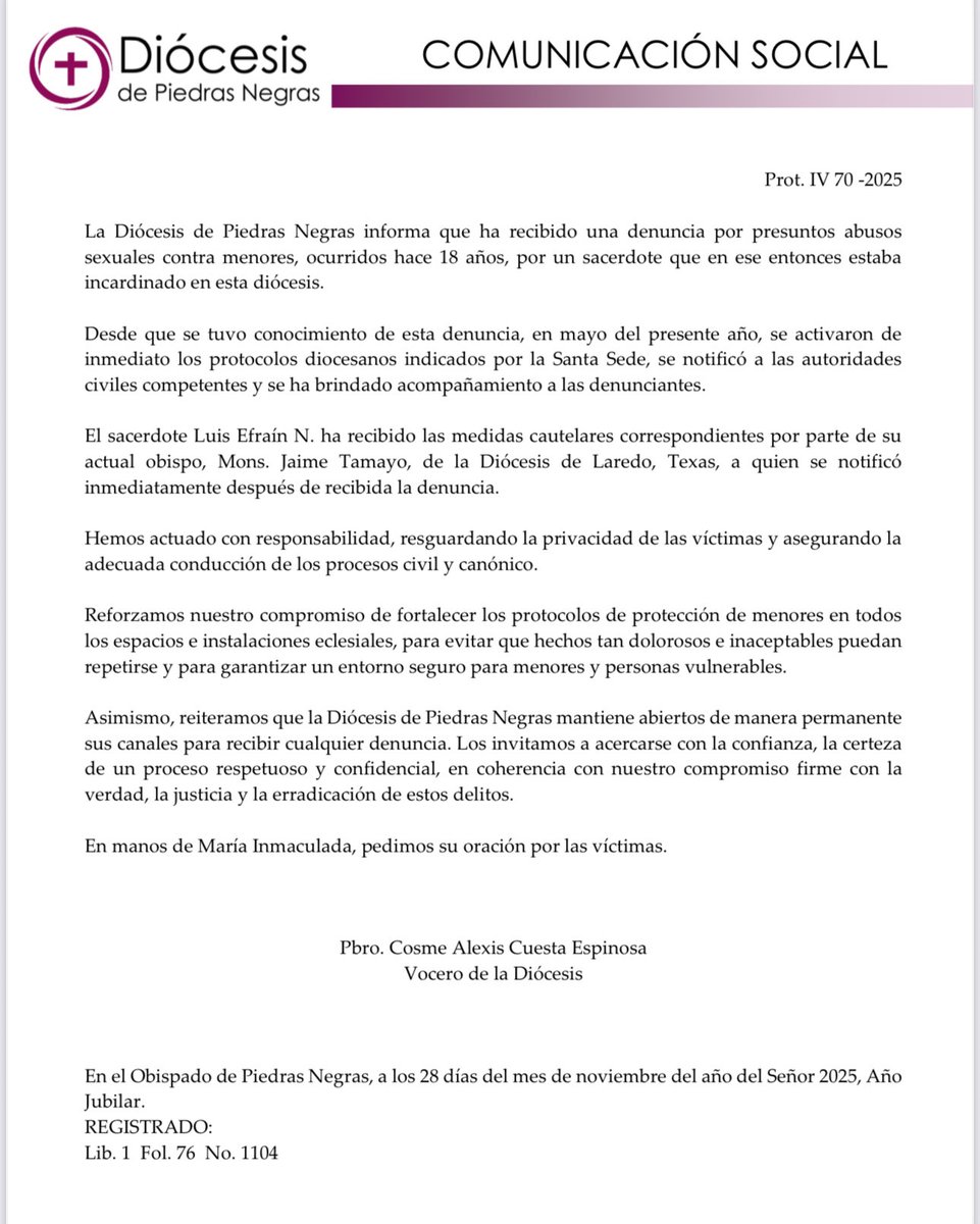 #AlMomento #Reporteazocalo Sacerdote de <a href="/DiocesisPN/">Diócesis de Piedras Negras</a> Luis Efraín N abuso de al menos 8 niñas en <a href="/MpioPNegras/">Mpio Piedras Negras</a>  en colonia Sqn Joaquín, pidió ciudadanía ante <a href="/USEmbassyMEX/">Embajada de EE.UU. en México</a>  y se refugió en diócesis de Laredo, Texas. Hoy está denunciado ante <a href="/FGECoahuila/">FGE Coahuila</a>