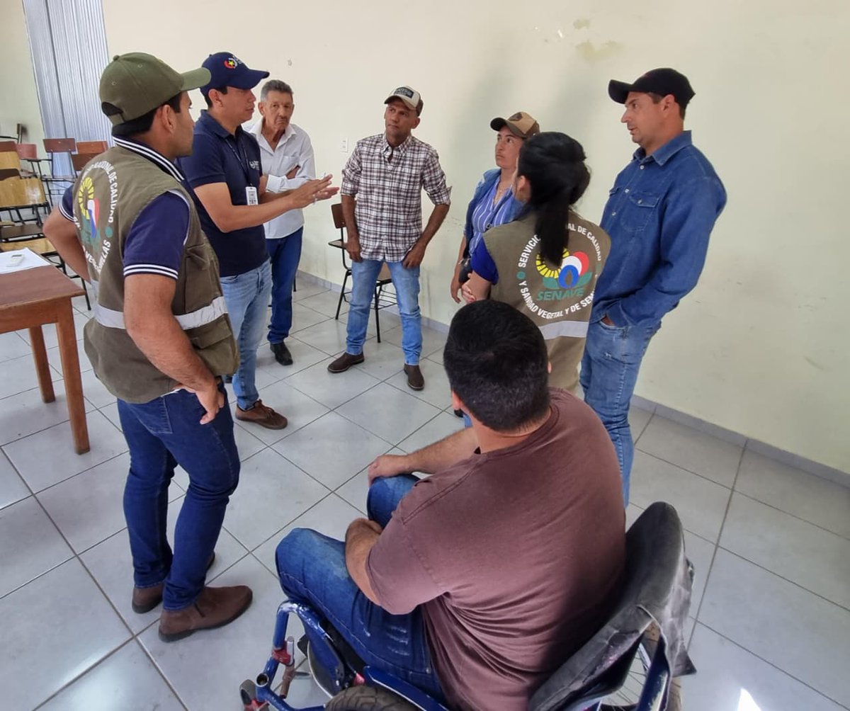 DNITpy's tweet image. ¡Presentes en el Norte de la Región Oriental! 🇵🇾

Técnicos de la DNIT en conjunto con el MAG y el SENAVE capacitaron esta semana a productores de los departamentos de San Pedro, Concepción y Amambay para impulsar la formalización del sector.