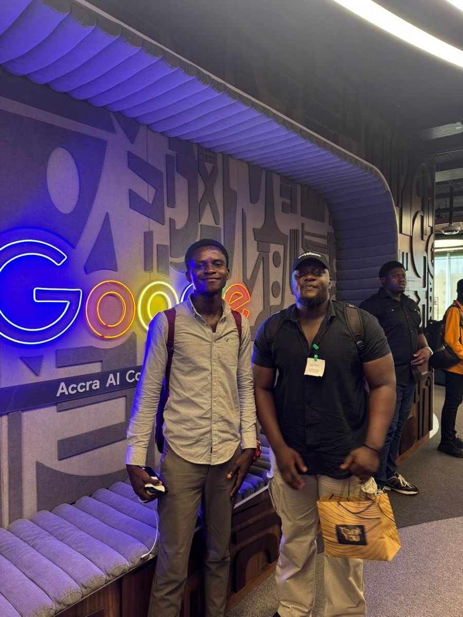 Drizzy60012's tweet image. Had a great time at the Google Expo yesterday! 🔥
@ExpoGhCommunity @AgbenyoOfficial 
An honour meeting Kelvin Black, one of the brightest minds in React Native.
Always learning, always growing. 🚀 #GoogleExpo #ReactNative #TechGhana
