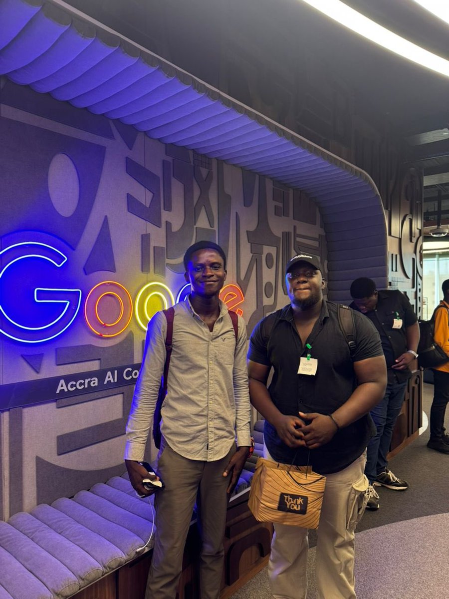 Drizzy60012's tweet image. Had a great time at the Google Expo yesterday! 🔥
@ExpoGhCommunity @AgbenyoOfficial 
An honour meeting Kelvin Black, one of the brightest minds in React Native.
Always learning, always growing. 🚀 #GoogleExpo #ReactNative #TechGhana