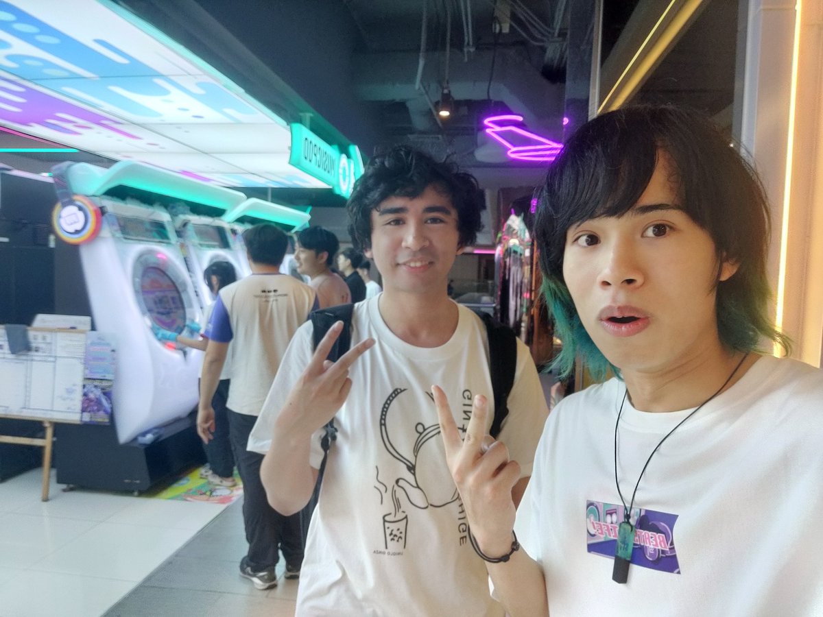 Since Jan, been greeting great DRS players flying all the way from US. 
But,iInstead of explaining the same thing over and over again (e.g. where's the arcade, places to go, good restaurants etc.), maybe I should just make a video guide for everyone 😜 <a href="/gxbdrs/">gxb(drs)</a>