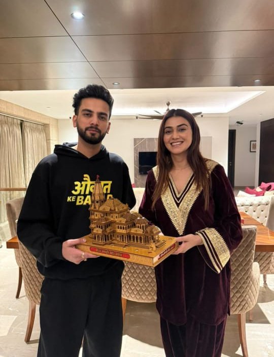 Seema63281344's tweet image. Jai Shree Ram 🙏🚩
#ElvishYadav #ElvishArmy