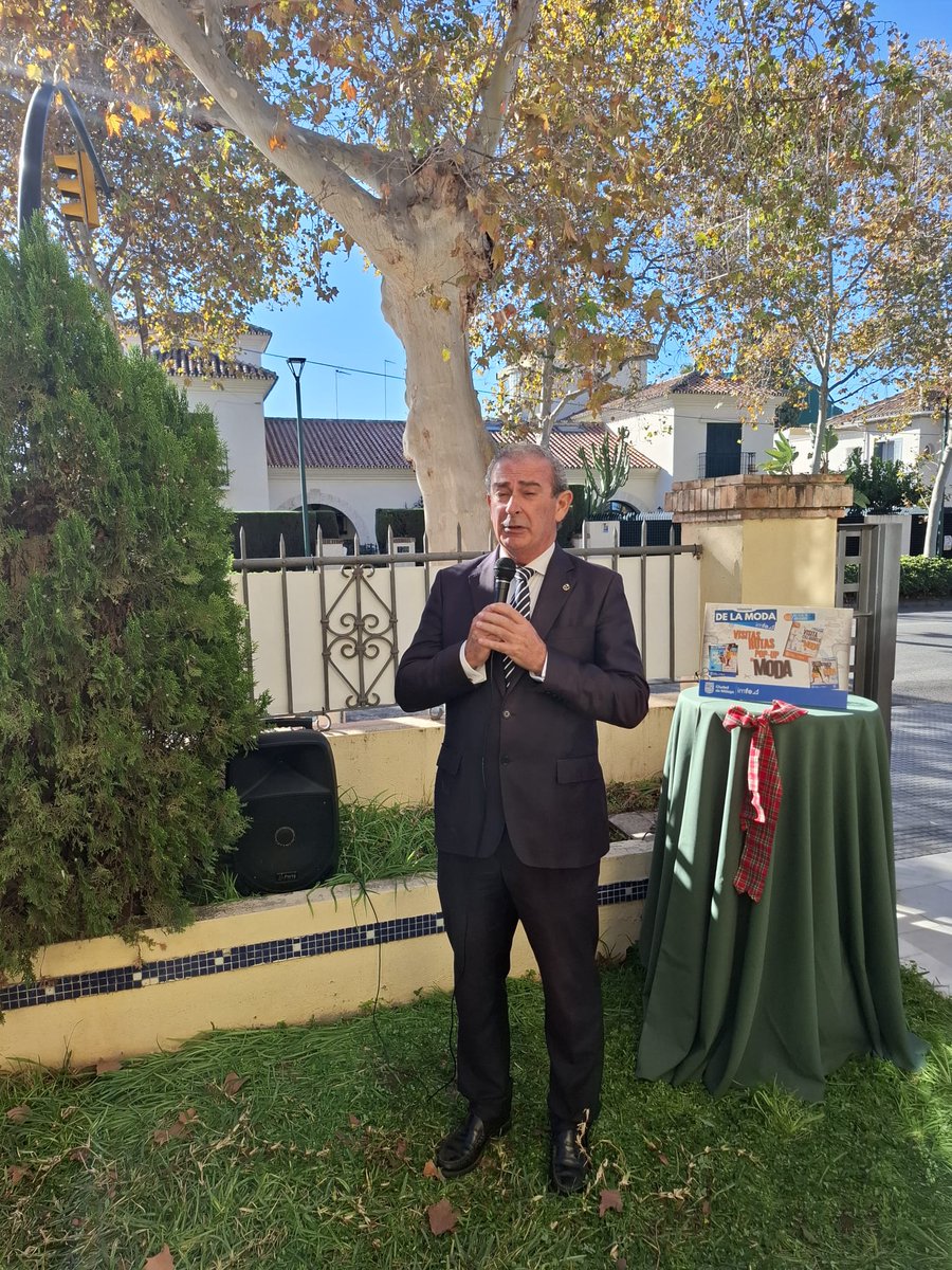 👗 La Semana de la Moda del #IMFE ha terminado con una gran muestra de #empresas malagueñas del sector. Más de una decena de #creadoras de #moda han participado en este #encuentro donde han presentado sus productos y han desfilado.

#Málaga #IMFEMálaga
<a href="/malaga/">Ciudad de Málaga</a> <a href="/rgdfactoria/">FactoríadeProyectos</a>