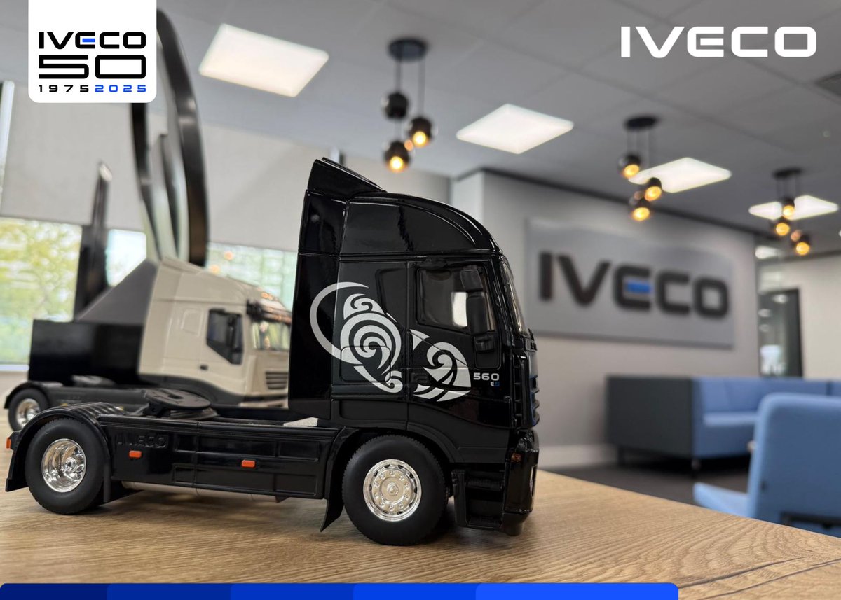 IVECOUK's tweet image. Are you a model citizen? 

We want to see your IVECO miniature marvels! What’s in your collection?

#ModelCitizen #Truck #Collections
