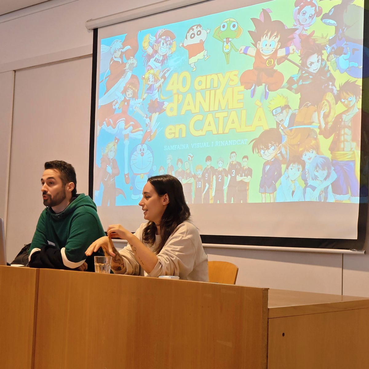 Avui les #bibliotequeSBOI hem assistit al #Bibliomanga4 organitzat pel <a href="/cobdc/">COBDC</a> a la <a href="/BibJosepJanes/">Biblioteca Josep Janés</a> de L'Hospitalet.
Hem escoltat confèrencies sobre #manga, #danmei o #anime a càrrec de:
<a href="/RamenParaDos/">Ramen Para Dos</a> 
<a href="/samfaina_visual/">Samfaina Visual</a> 
<a href="/RinandCat/">Rin</a> 
<a href="/shojospain/">🎄Pro Shōjo Xmas Spain🎄</a> 
<a href="/ladymangahep/">ladymangahep 📚✨</a> 
#MestresDelBambu