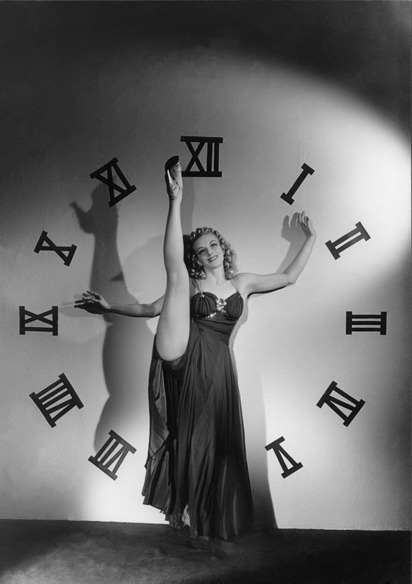 LaocoonofTroy's tweet photo. New Year's pinups through the years. https://t.co/KC5yoGWJbv