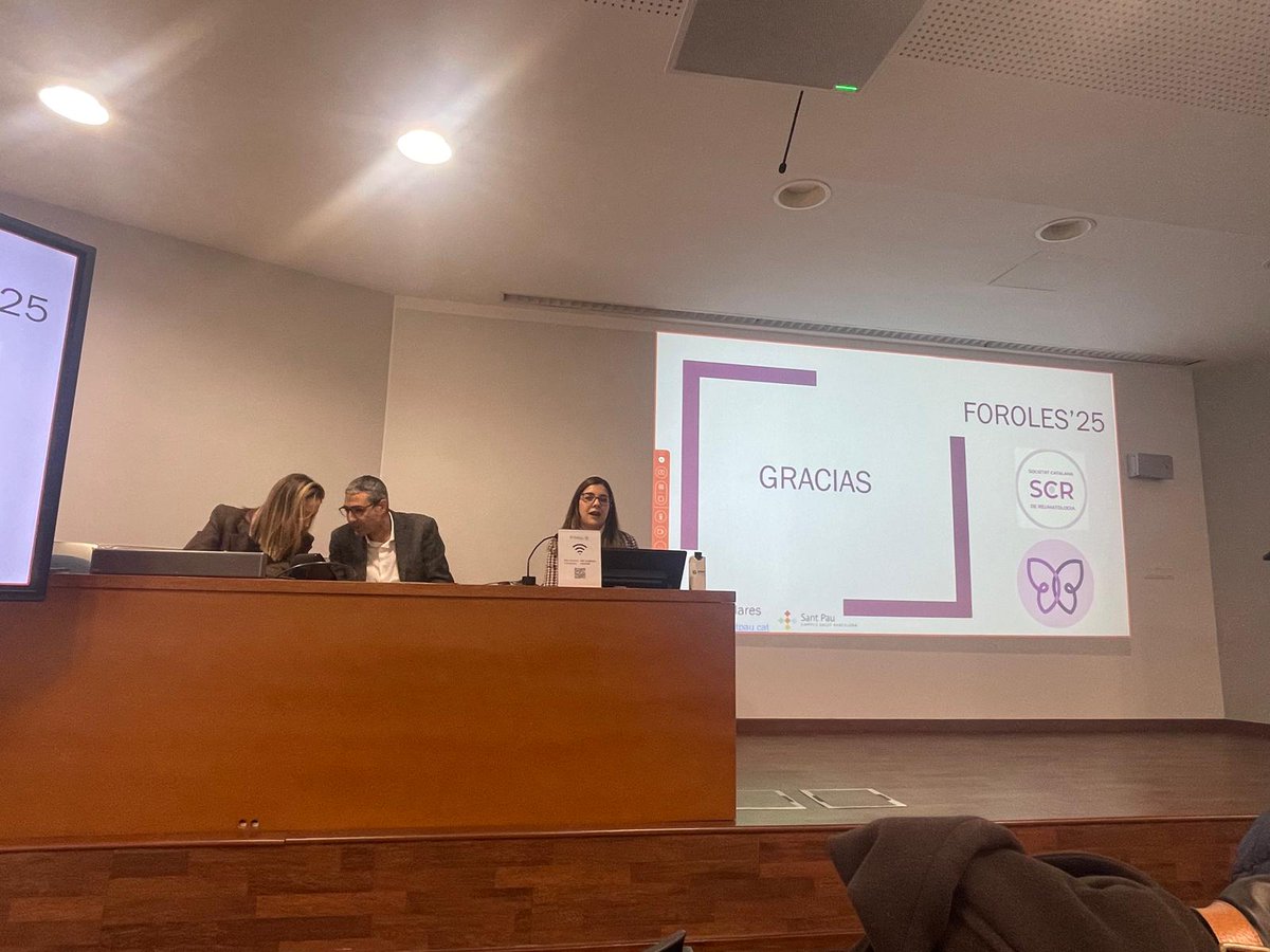 reuma_santpau's tweet image. "Perfil de pacients per biològics" 
La dra. @BMagallares exposa al #FòrumLES2025 @SCReuma el millor maneig de biològics dels pacients amb LES. 

✅Perfil = personalitzar + anticipar + protegir
✅Objectius T2T
✅Importància d'escollir el moment més adient durant l'evolució del LES