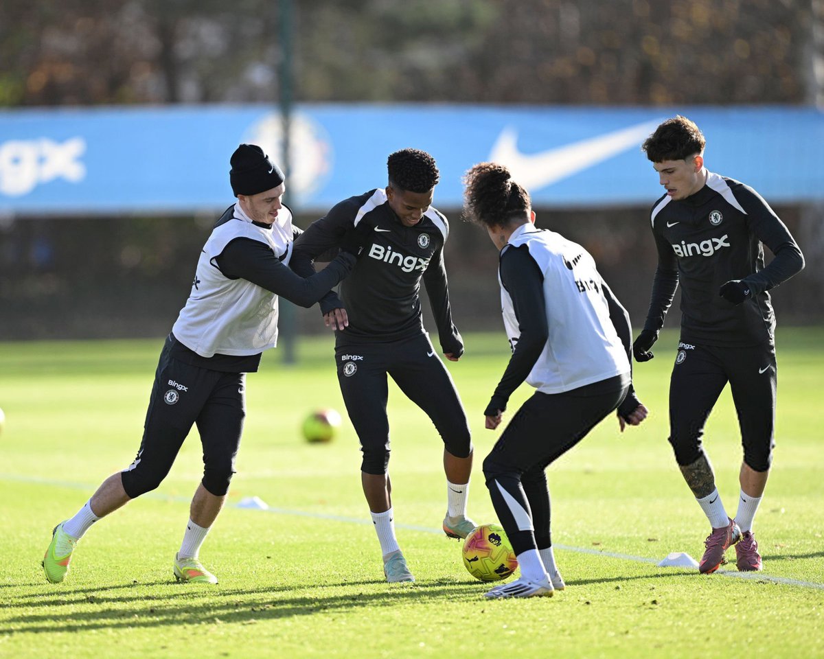 Estevao taking them all on! 🥳