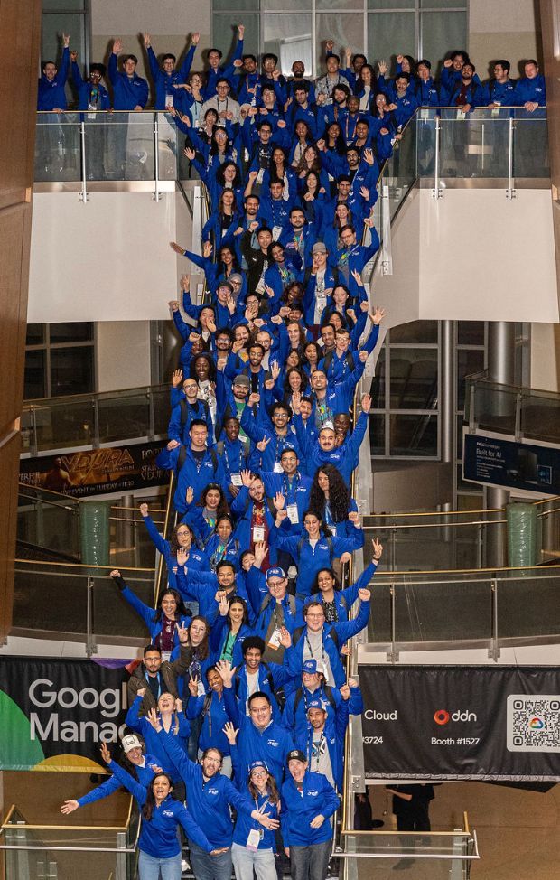 Supercomputing's tweet image. Inspired by #SC25?  Volunteer applications for #SC26 are NOW OPEN.  🙌 
Join our community and make an impact.  Read more and apply: sc25.supercomputing.org/attend/volunte…