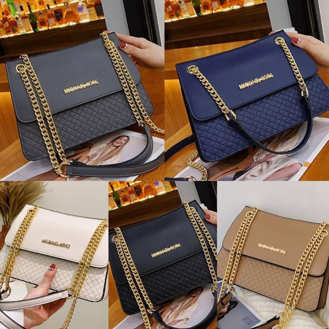 DiliSouria's tweet photo. Hello comment tu prépares ta fin d'année ?
Tu attends quoi pour passer les commandes chez fashion sou au +237698086687
Lien du groupe WhatsApp 
https://t.co/IDgrceeQz2 https://t.co/odgxCD8KhG
