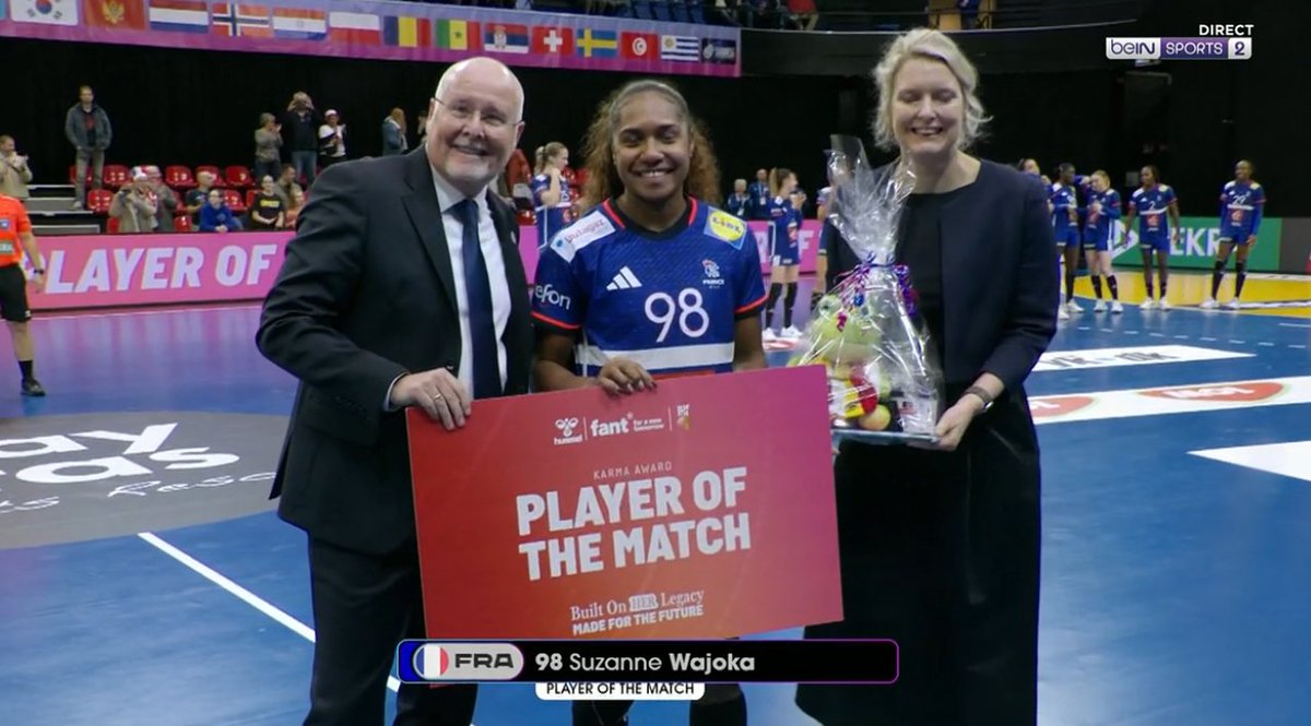 EspritHandball's tweet photo. Avec 10 buts sur 10 tirs, c'est logiquement Suzanne Wajoka qui est รฉlue MVP de ce #FRATUN ! ๐๐๐
#EspritHandball https://t.co/s1WHneVVZr