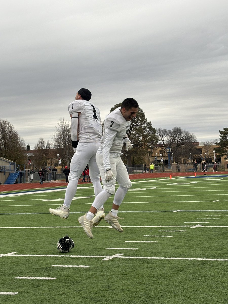 Sports in Kansas tweet media