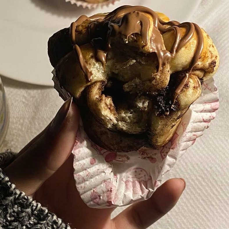 منظر الإنسان وهو يقرر يخفف حمله
 متخلي عن كل ما يرهقه ومفضل راحة
 باله فوق كل شيء أروع من الرائع بكثير