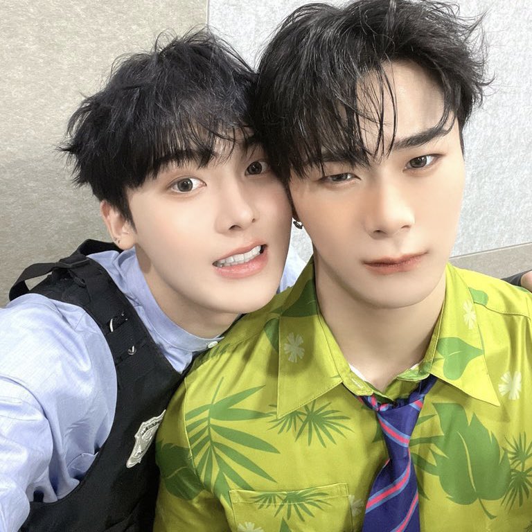 suho_jinyoung's tweet photo. new zootopia movie is out, so time to 
bring back this moonbin and sanha 🐰🦊 https://t.co/XYbp1hl7zx