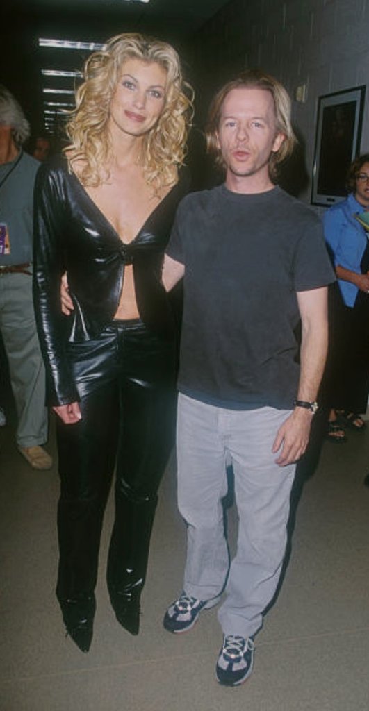 37Lemons's tweet image. Man on the left, lady on the right

Faith Hill &amp;amp; David Spade
Las Vegas
1999