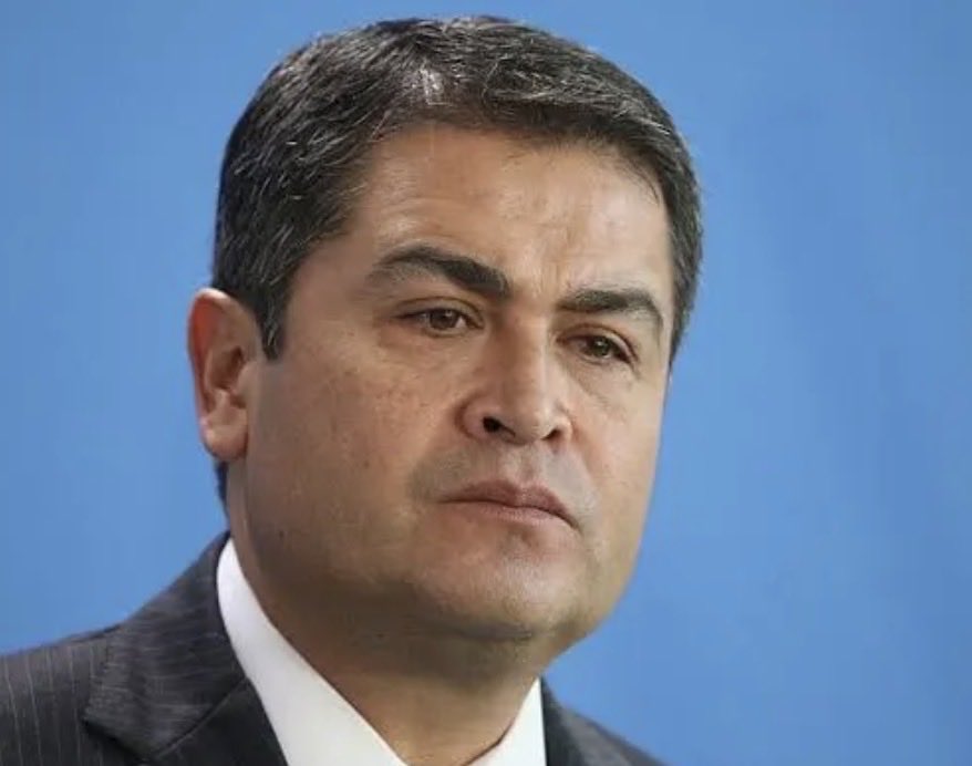 EdKrassen's tweet image. BREAKING: Trump to pardon former President of Honduras, Juan Orlando Hernandez.

He was literally convicted and sentenced to 45 years in prison for drug trafficking — 400 tons of cocaine into the U.S. 

How does this make any sense?