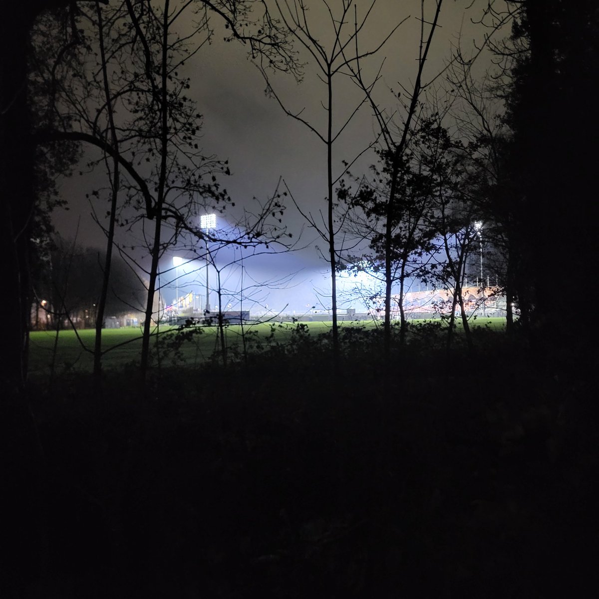 Negninorg's tweet image. VfB Oldenburg v sv Meppen 0-2 #groundhopping #regionalliganord #floodlightfriday
