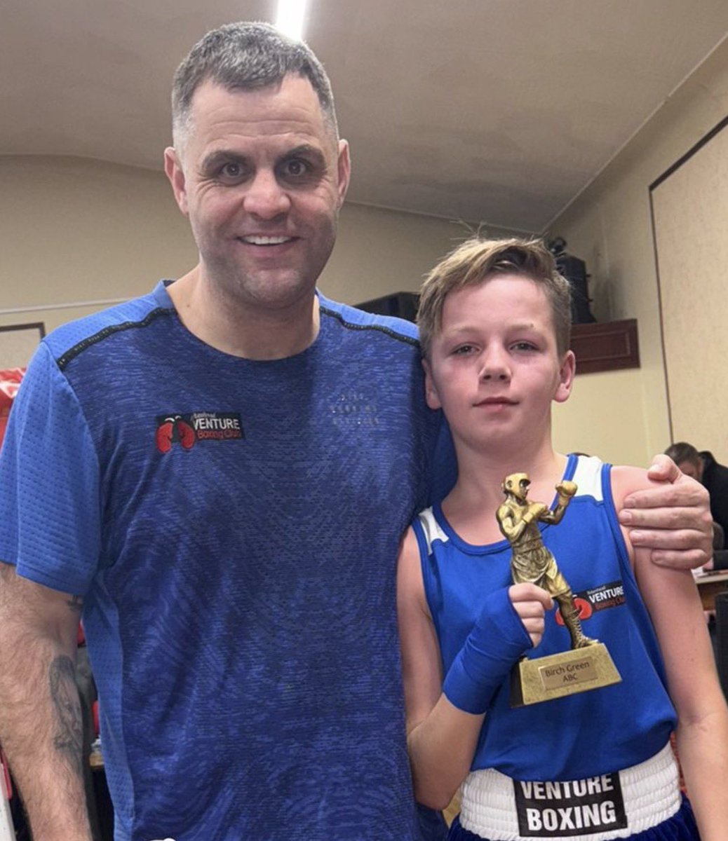 VentureBoxing's tweet image. A Good Performance Tonight From Venture’s Alfie Ward On The Birch Green Show In A Skills Bout.. Alfie Boxes Again Next Tuesday On The Willaston Skills Show With Another 6 Venture Boxers At St Anne’s Club,Rock Ferry.. Get There And Support The Boxers #TEAMVENTURE 🥊