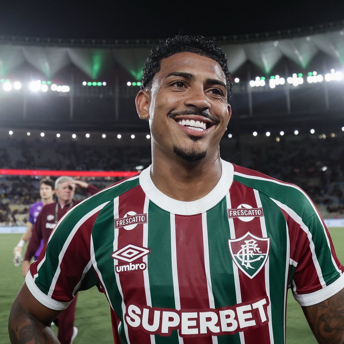 FluminenseFC's tweet image. Sorriso no rosto do Tricolor, né? 😀😀😀