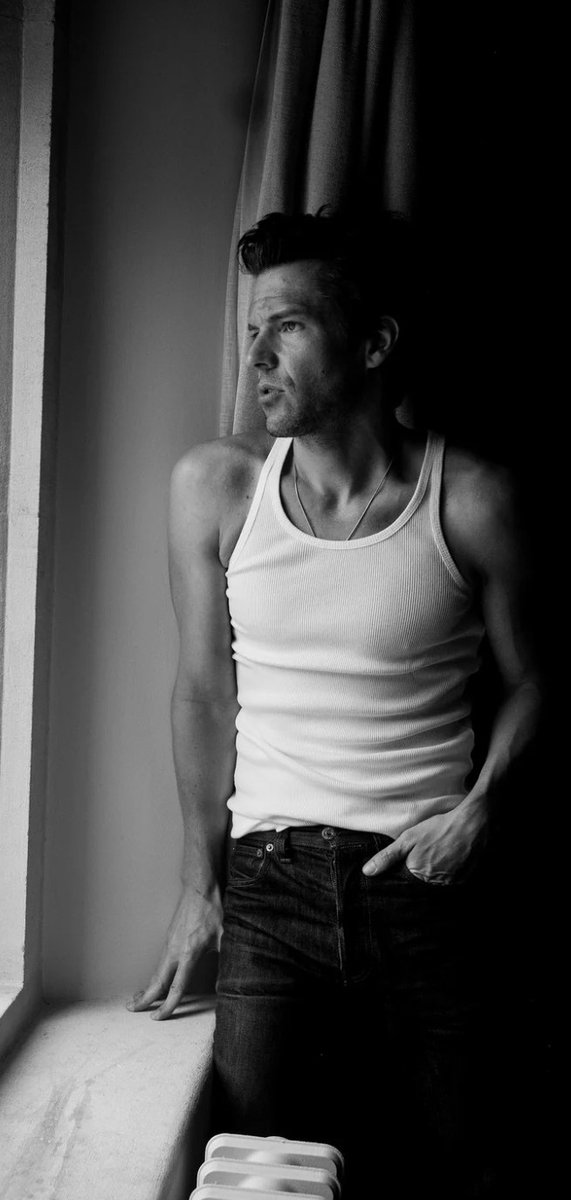 thekillersmovi1's tweet image. Again Mr Loud, we say thank you! 😍 One question tho... Why have you been keeping this to yourself so long?? #sharingiscaring 
📷 @RobLoud