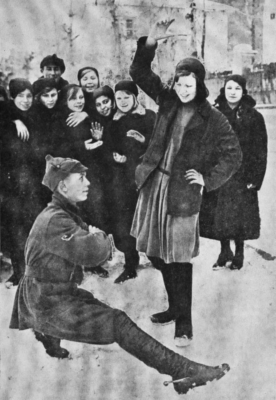 ℝ𝕖𝕘𝕚𝕞𝕖 𝔼𝕤𝕥𝕙𝕖𝕥𝕚𝕔𝕤 (@regimeesthetics) on Twitter photo 