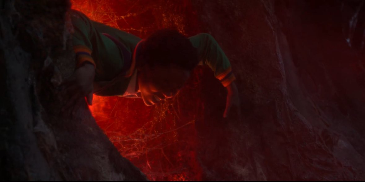 taycadie's tweet image. BIG “what if” but if mini lucas is with max next volume then what if he mentions lucas (obvs not by name but description) and max realises who he’s talking about and then he says the last thing he saw was lucas getting slashed by the demogorgon