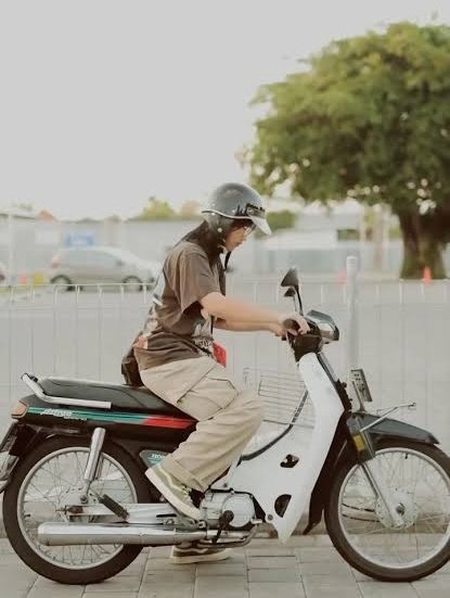 Luka Lain tweet media